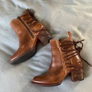 Like new condition bedstu ankle boots